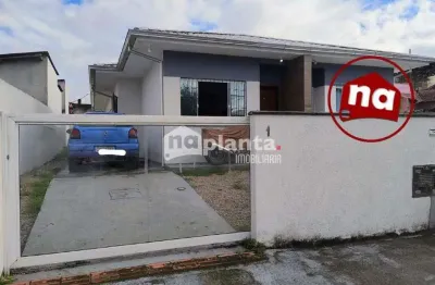 Casa à venda no Bairro Forquilhas em São José-SC, com 3 quartos, 1 suíte, 2 vagas