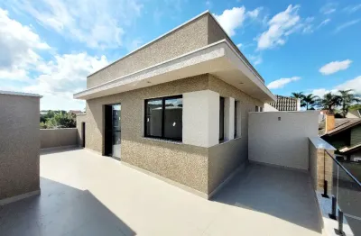 Excelente sobrado de alto padrão em condomínio em santa felicidade