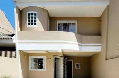 Excelente sobrado de 3 quartos (sendo 1 suíte com hidromassagem)