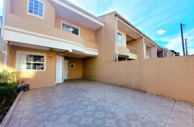 Excelente sobrado de 3 quartos (sendo 1 suíte com hidromassagem)