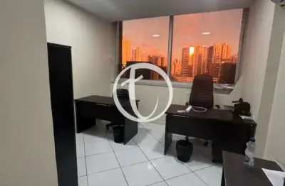 Ponto comercial à venda no Caminho das Árvores, Salvador , 45 m2 por R$ 220.000