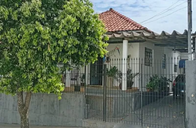 Casa térrea  aconchegante, à venda no jardim planalto. fácil acesso para vários bairros.