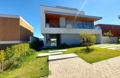Casa alto padrao à venda no condominio nova esplanada. sao 5 suites