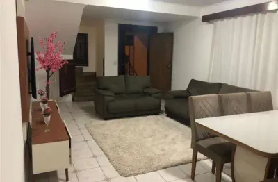 Casa com 3 quartos à venda na Vila Galvão, Jundiaí 