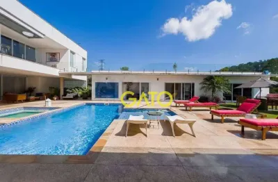 Casa com 4 quartos à venda na Avenida Campos de Jordão, Tamboré, Barueri