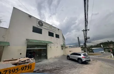 Barracão / Galpão / Depósito para alugar na Avenida Arujá, Colina Maria Luíza (Jordanésia), Cajamar