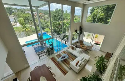 Casa à venda no Condomínio Estância Marambaia em Vinhedo - SP