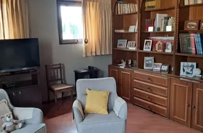 Casa à venda na Rua Antônio Costa, 41, Vista Alegre, Curitiba