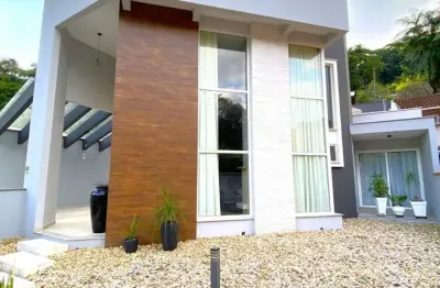 Casa mobiliada | czerniewicz | 3 quartos (1 suíte) | 312m²
