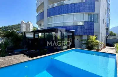 Apartamento com terraço e piscina i centro | 2 quartos (1 suíte) | 87m² + terraço