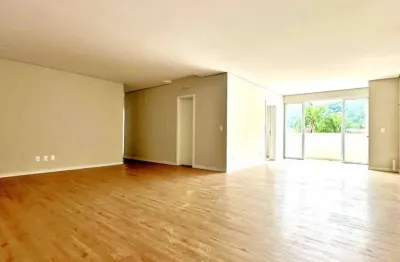 Apto com terraço | barra | suíte + 02 quartos | 135m²