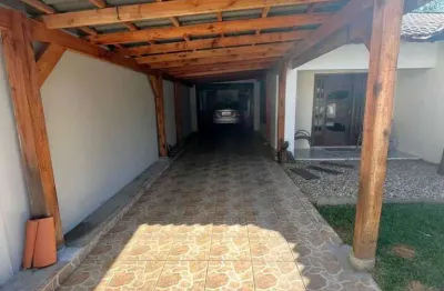 Casa c/ piscina | barra | 3 quartos (2 suítes) | 140m²