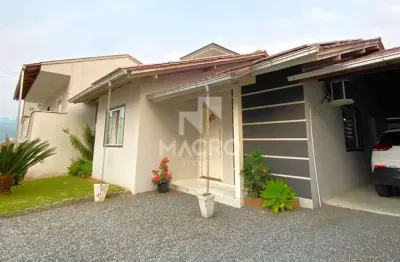 Casa com 3 quartos à venda no Rau, Jaraguá do Sul 