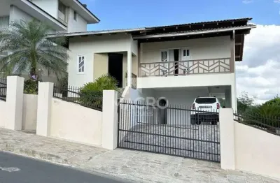 Casa | amizade | 3 quartos ( sendo 1 suíte) | 192m² (378m² de terreno)