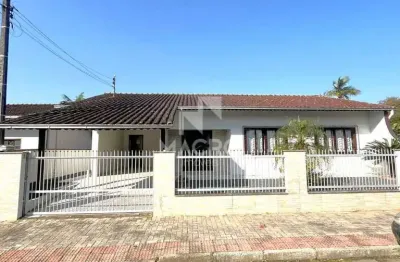 Casa com 3 quartos à venda no São Luís, Jaraguá do Sul 