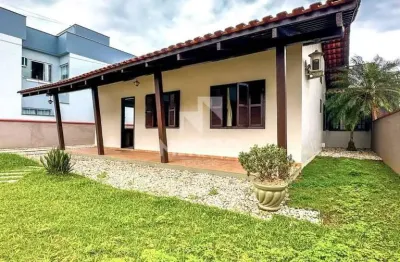 Casa com 4 quartos à venda no Rau, Jaraguá do Sul 