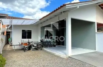Casa com 2 quartos à venda no Jaraguá 84, Jaraguá do Sul 