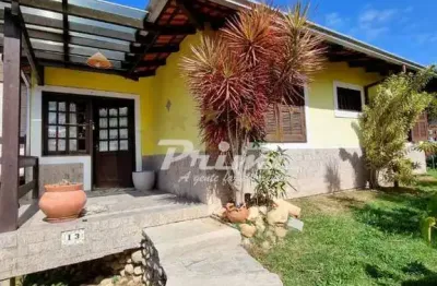 Casa com 6 quartos à venda no Centro, Bombinhas 