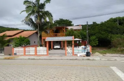 Casa com 6 quartos à venda em Bombas, Bombinhas 