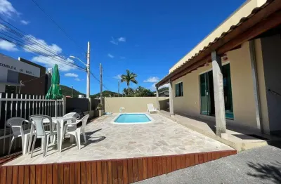 Casa com 3 quartos à venda na Rua João de Barro, Bombas, Bombinhas