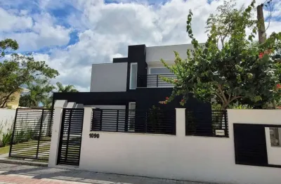 Casa com 2 quartos à venda em Mariscal, Bombinhas 