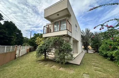 Maravilhosa casa á venda em mariscal - bombinhas/sc