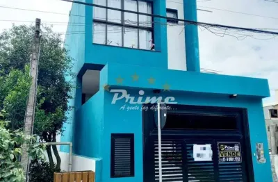 Casa com 2 quartos à venda na Rua Salema, Centro, Bombinhas