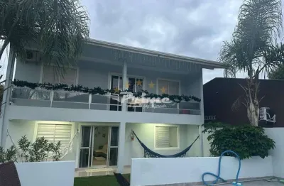Casa com 5 quartos à venda em Zimbros, Bombinhas 
