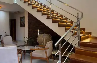 Maravilhosa casa no bairro bombas à venda - bombinhas/sc