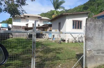 Terreno com kitnet à venda no bairro morrinhos - bombinhas/sc