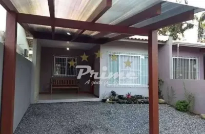 Casa geminada á venda no bairro zimbros - 2 quartos(1 suíte) - bombinhas/sc