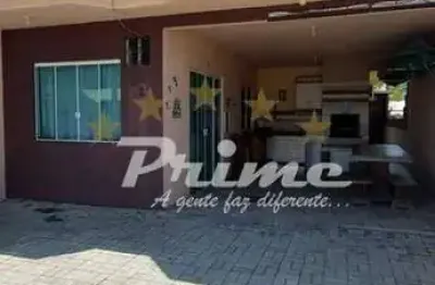 Casa geminada com 2 quartos á venda em zimbros - bombinhas/sc