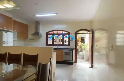 Casa com 3 quartos à venda na Rua Padre Leonardo, 496, Nova Piraju, São Paulo