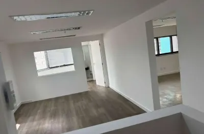 Sala comercial para alugar na Avenida Iraí, 79, Indianópolis, São Paulo