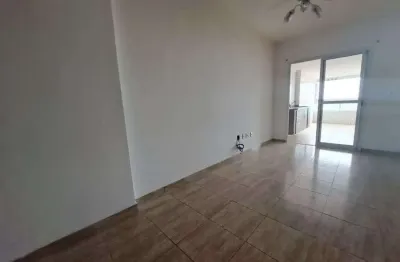 Apartamento com 3 quartos para alugar no Jardim Real, Praia Grande 