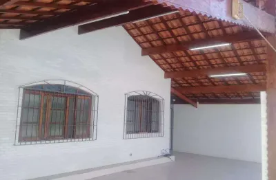 Aluga-se ótima casa fins comerciais, Guilhermina - PG - 715676