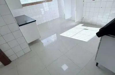 Casa com 2 quartos para alugar na Tupi, Praia Grande 