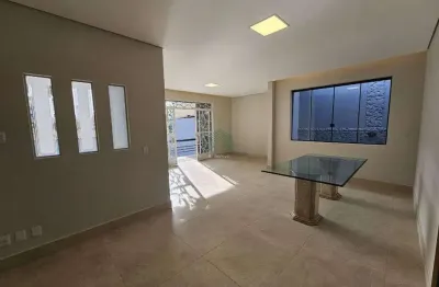 Casa com 3 quartos à venda no são lucas, belo horizonte  por r$ 1.590.000