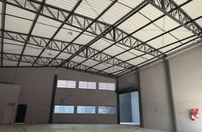 Salão comercial de 300 metros quadrados, localizada em uma esquina apenas 150m da av tenente marques proximo shopping