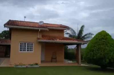 Oportunidade imperdível: casa em condomínio 1100m², piscina, pomar e àrea gourmet