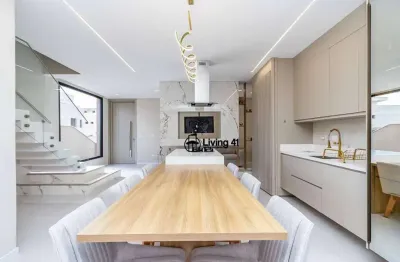 Casa com 4 quartos à venda na Rua Irma Schreiner Maran, 503, Santa Cândida, Curitiba
