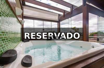 Casa com 3 dormitórios para alugar, 323 m² por R$ 6.500/mês - Bacacheri - Curitiba/PR