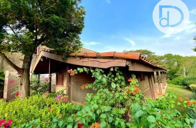 Casa com 3 dormitórios à venda, 165 m² por R$ 850.000,00 - Condomínio Marambaia - Vinhedo/SP