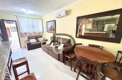 Village com 3 dormitórios à venda, 75 m² por R$ 590.000 - Maitinga - Bertioga/SP