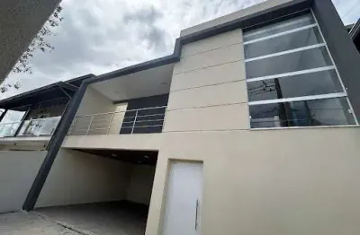 CASA NOVA com 3 quartos 1 suíte em BAIRRO Tranquilo em VINHEDO