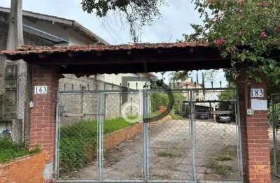 Chácara em ótima localização no Panorama, com 1764 m2 de área total.