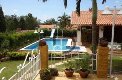 Casa com 3 quartos 231 m² - Condomínio Vista Alegre - Sede - Vinhedo/SP