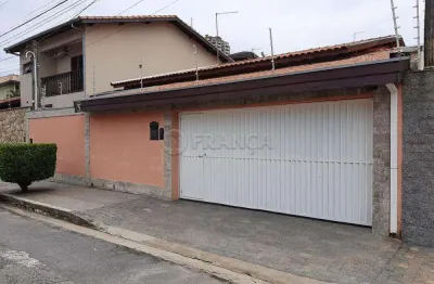 Casa de 03 dormitórios - cidade jardim - jacareí /sp