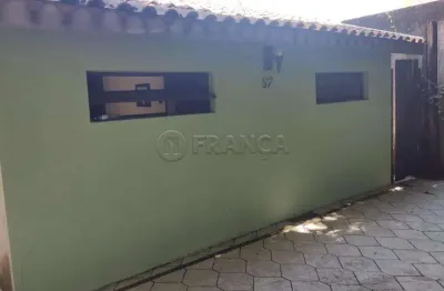 Casa 4 dormitórios sendo 1 suite parque califórnia de jacareí
