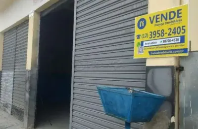 Casa com ponto comercial - parque meia lua - jacareí